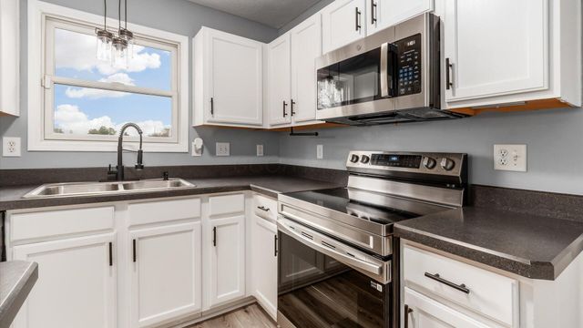 156 Glen Crossing Drive, Etna, OH 43062