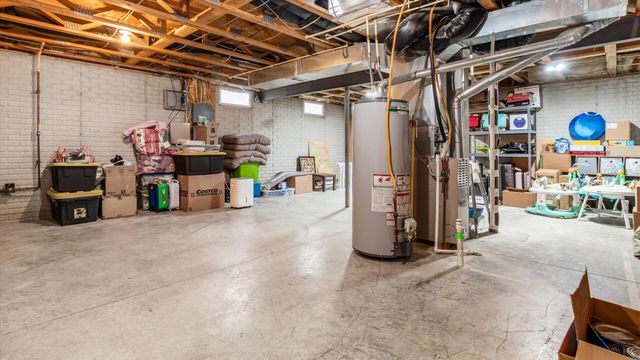 156 Glen Crossing Drive, Etna, OH 43062