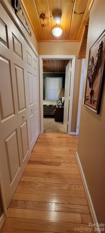 445 Allison Drive, Maggie Valley, NC 28751