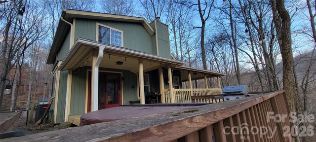 445 Allison Drive, Maggie Valley, NC 28751