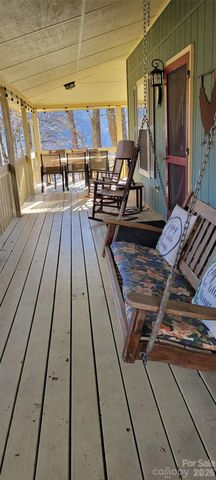 445 Allison Drive, Maggie Valley, NC 28751