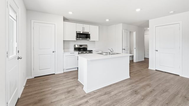 3335 Twilight Trail, Talty, TX 75126