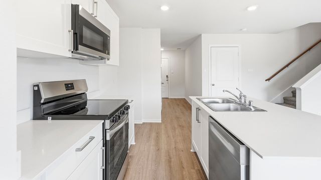 3335 Twilight Trail, Talty, TX 75126