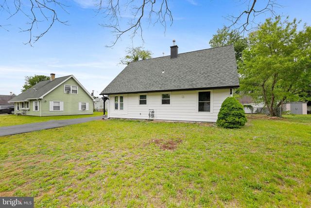 37 BLACKWELL LN, Willingboro, NJ 08046
