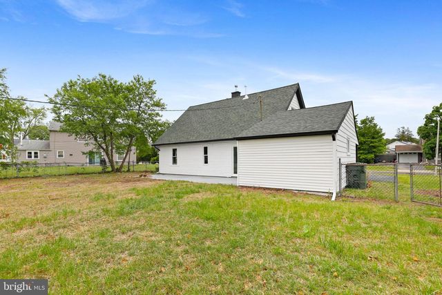 37 BLACKWELL LN, Willingboro, NJ 08046