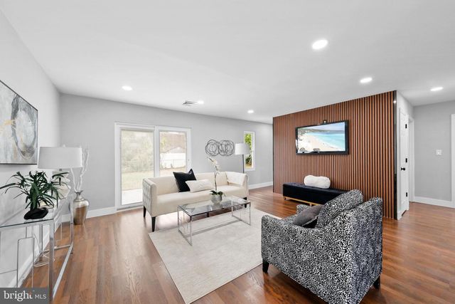 37 BLACKWELL LN, Willingboro, NJ 08046