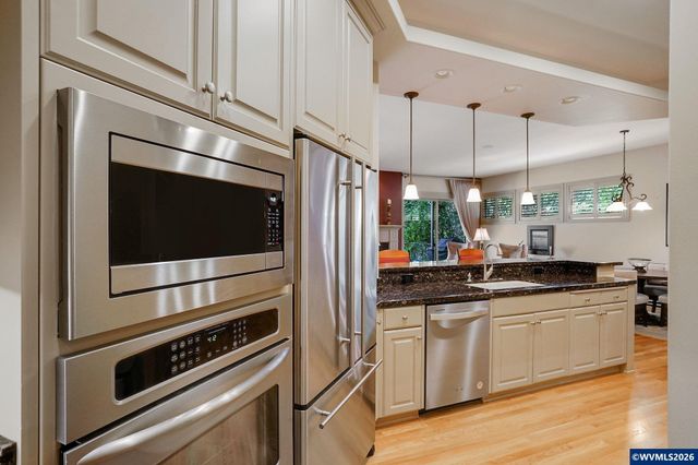 3398 Championship Dr S, Salem, OR 97302