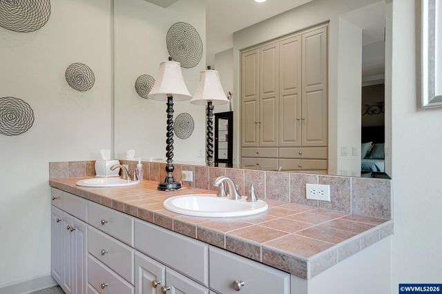 3398 Championship Dr S, Salem, OR 97302