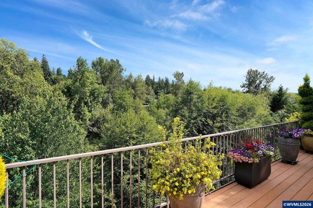 3398 Championship Dr S, Salem, OR 97302