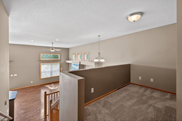 1758 Philipp Drive, Shakopee, MN 55379
