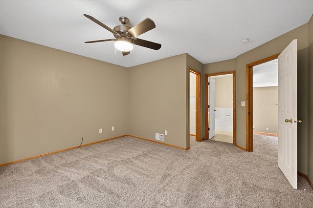 1758 Philipp Drive, Shakopee, MN 55379
