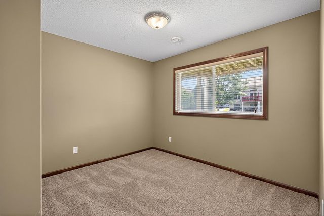 1758 Philipp Drive, Shakopee, MN 55379