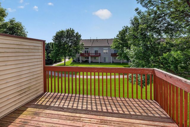 1758 Philipp Drive, Shakopee, MN 55379