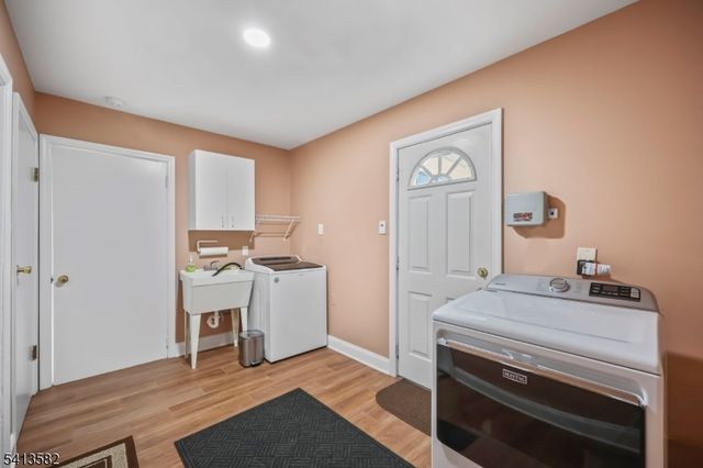 2 Varnum Ln, Manalapan Twp., NJ 07726