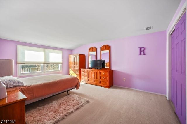 2 Varnum Ln, Manalapan Twp., NJ 07726