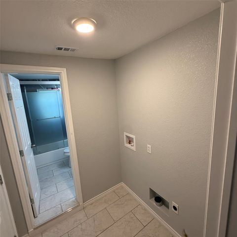 3823 Jamaica Street, Dallas, TX 75210