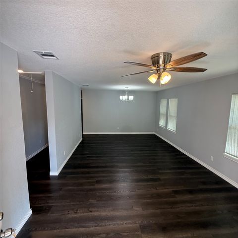 3823 Jamaica Street, Dallas, TX 75210