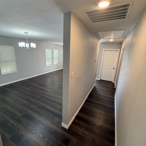 3823 Jamaica Street, Dallas, TX 75210