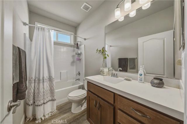 5220 Lakeshore, Lakeport, CA 95453