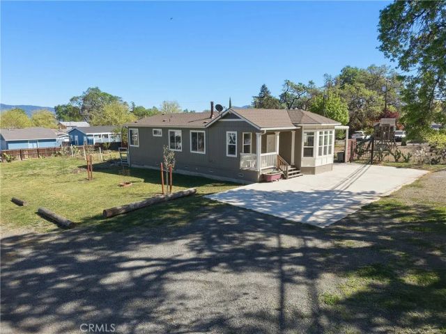 5220 Lakeshore, Lakeport, CA 95453