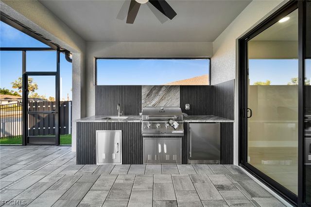 1425 NE 2nd ST, Cape Coral, FL 33909