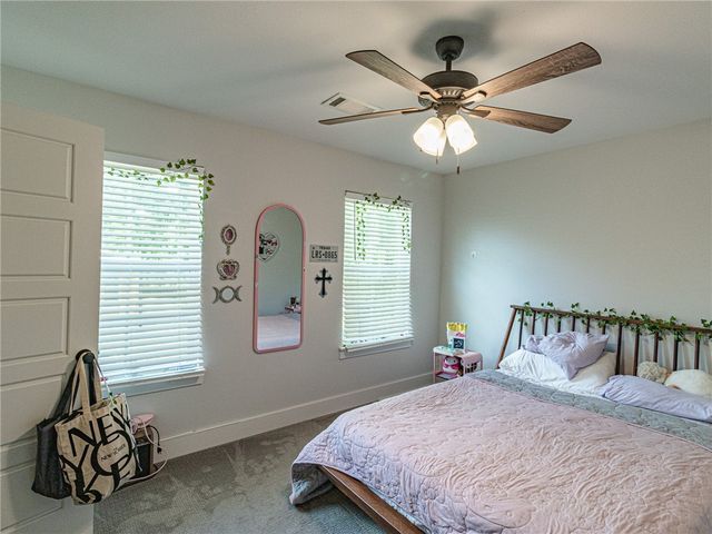 318 E Martin Luther King Boulevard, Fayetteville, AR 72701