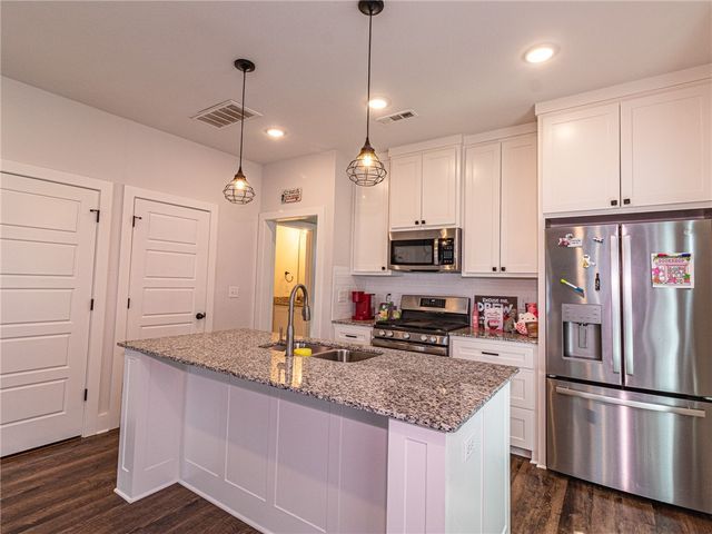 318 E Martin Luther King Boulevard, Fayetteville, AR 72701