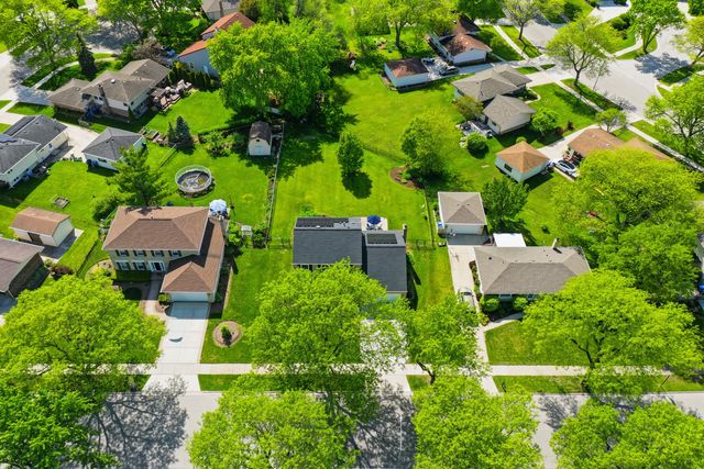 254 Woodville Lane, Schaumburg, IL 60193