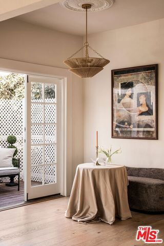 1208 S La Jolla Avenue, Los Angeles, CA 90035