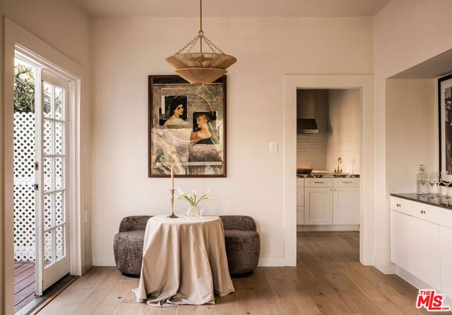 1208 S La Jolla Avenue, Los Angeles, CA 90035