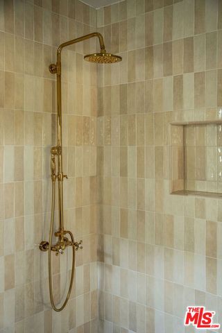 1208 S La Jolla Avenue, Los Angeles, CA 90035