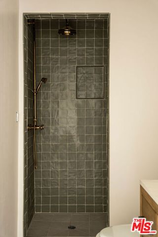 1208 S La Jolla Avenue, Los Angeles, CA 90035