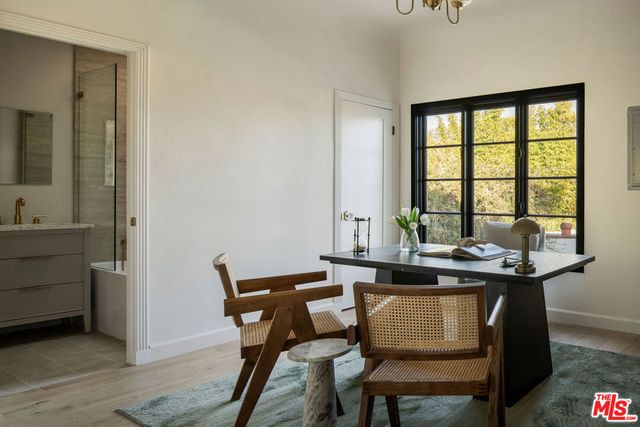 1208 S La Jolla Avenue, Los Angeles, CA 90035