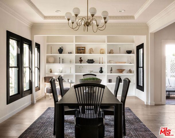1208 S La Jolla Avenue, Los Angeles, CA 90035