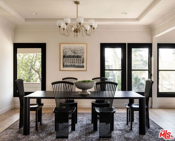 1208 S La Jolla Avenue, Los Angeles, CA 90035