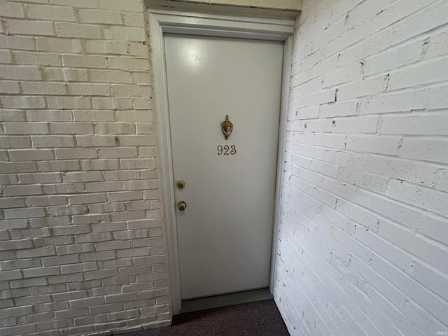 2500 Topsfield Rd Apt 923, South Bend, IN 46614