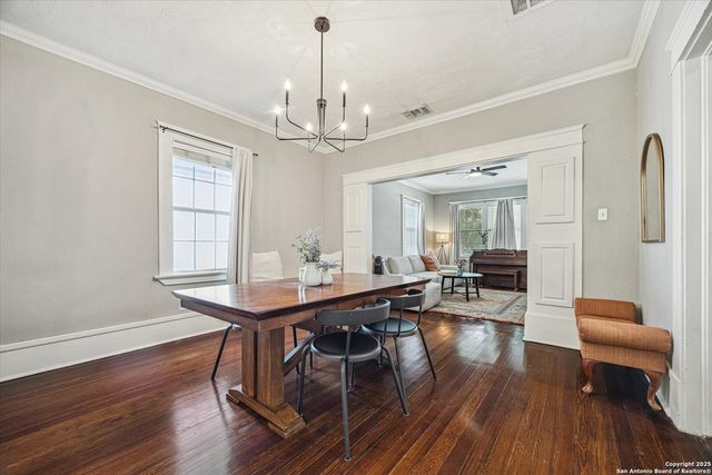 240 Belmont, San Antonio, TX 78202