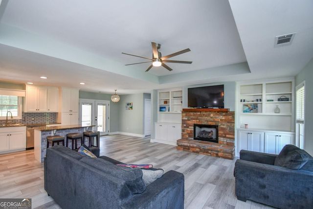 75 Eastgate Drive, Dawsonville, GA 30534