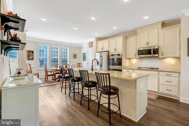 6097 CAMERONS FERRY DR, Haymarket, VA 20169
