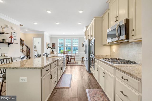 6097 CAMERONS FERRY DR, Haymarket, VA 20169