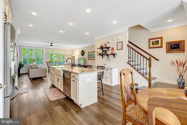 6097 CAMERONS FERRY DR, Haymarket, VA 20169