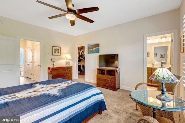 6097 CAMERONS FERRY DR, Haymarket, VA 20169