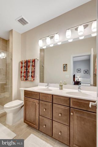 6097 CAMERONS FERRY DR, Haymarket, VA 20169