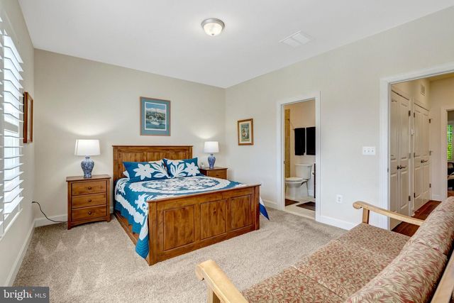 6097 CAMERONS FERRY DR, Haymarket, VA 20169