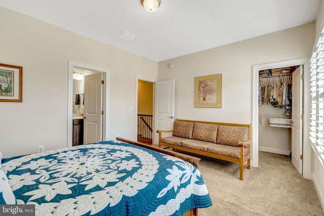6097 CAMERONS FERRY DR, Haymarket, VA 20169