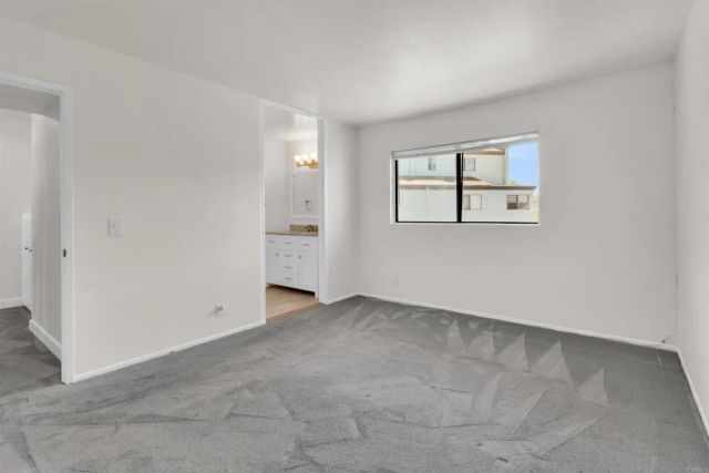 7321 Alicante A, Carlsbad, CA 92009