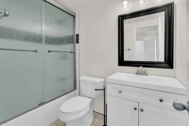 7321 Alicante A, Carlsbad, CA 92009