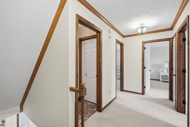 164 Oakdale Dr, Zelienople Boro, PA 16063