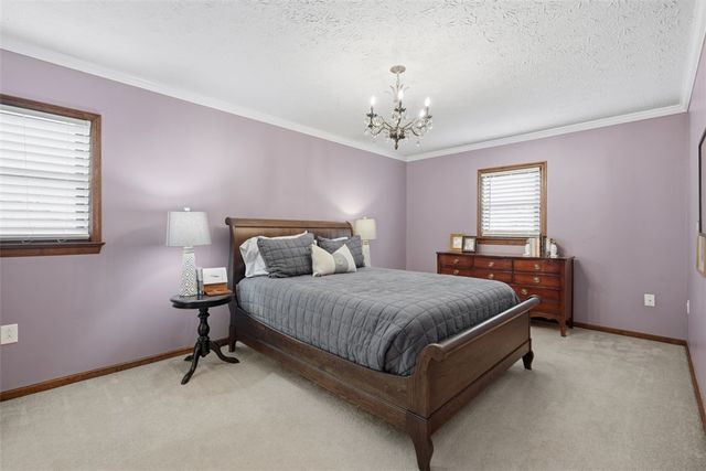 164 Oakdale Dr, Zelienople Boro, PA 16063
