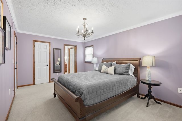 164 Oakdale Dr, Zelienople Boro, PA 16063
